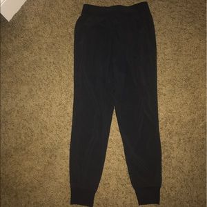 Lululemon joggers (lightweight)